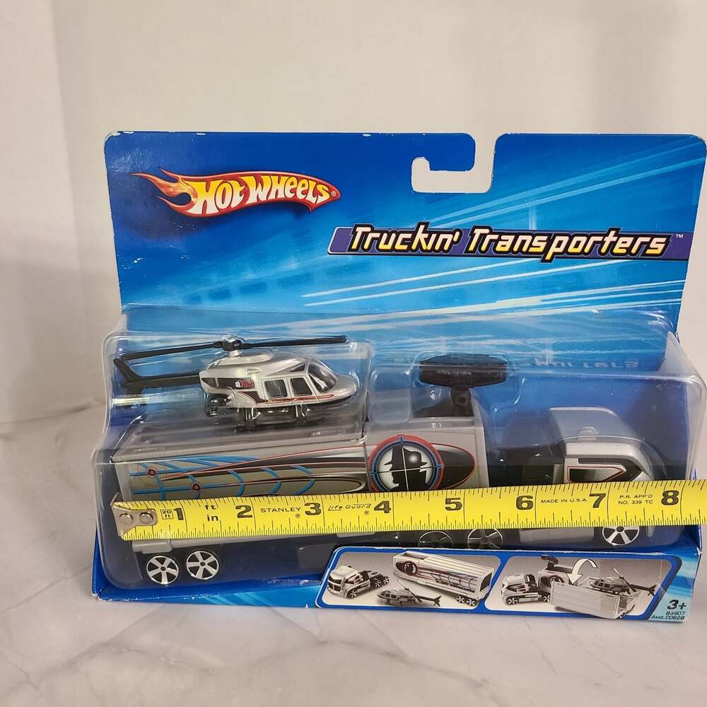 Hot Wheels Truckin Transporters Global Surveillance 2004 - Picture 7 of 13